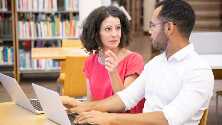 Communication dans l&rsquo;éducation : pourquoi les établissements ont besoin d&rsquo;un partenaire spécialisé ?